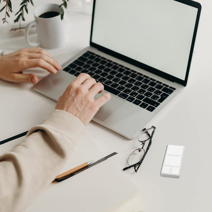 Minoston Z-Wave 800 Series Scene Remote Control 4 Buttons (MR40Z)